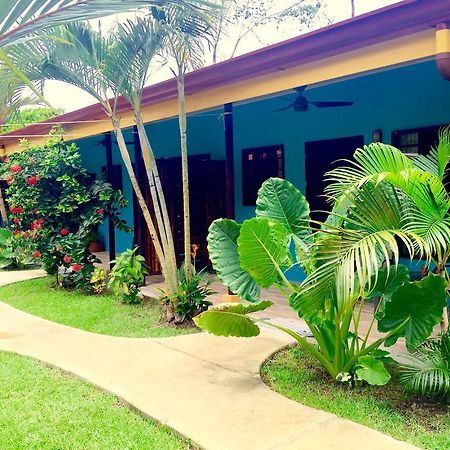 Cabinas D'Val Hotel Uvita Eksteriør billede
